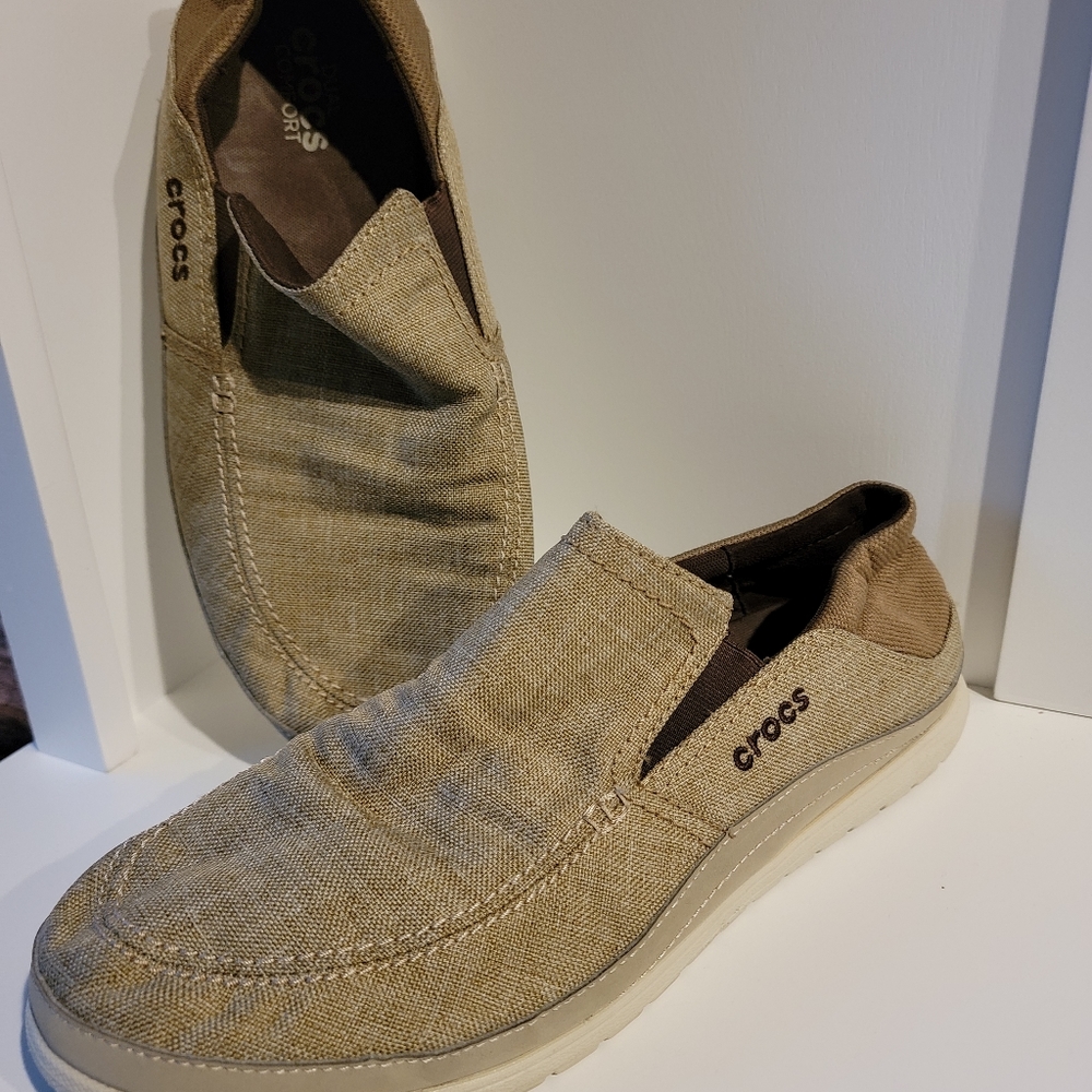 Men's slip on boat shoe